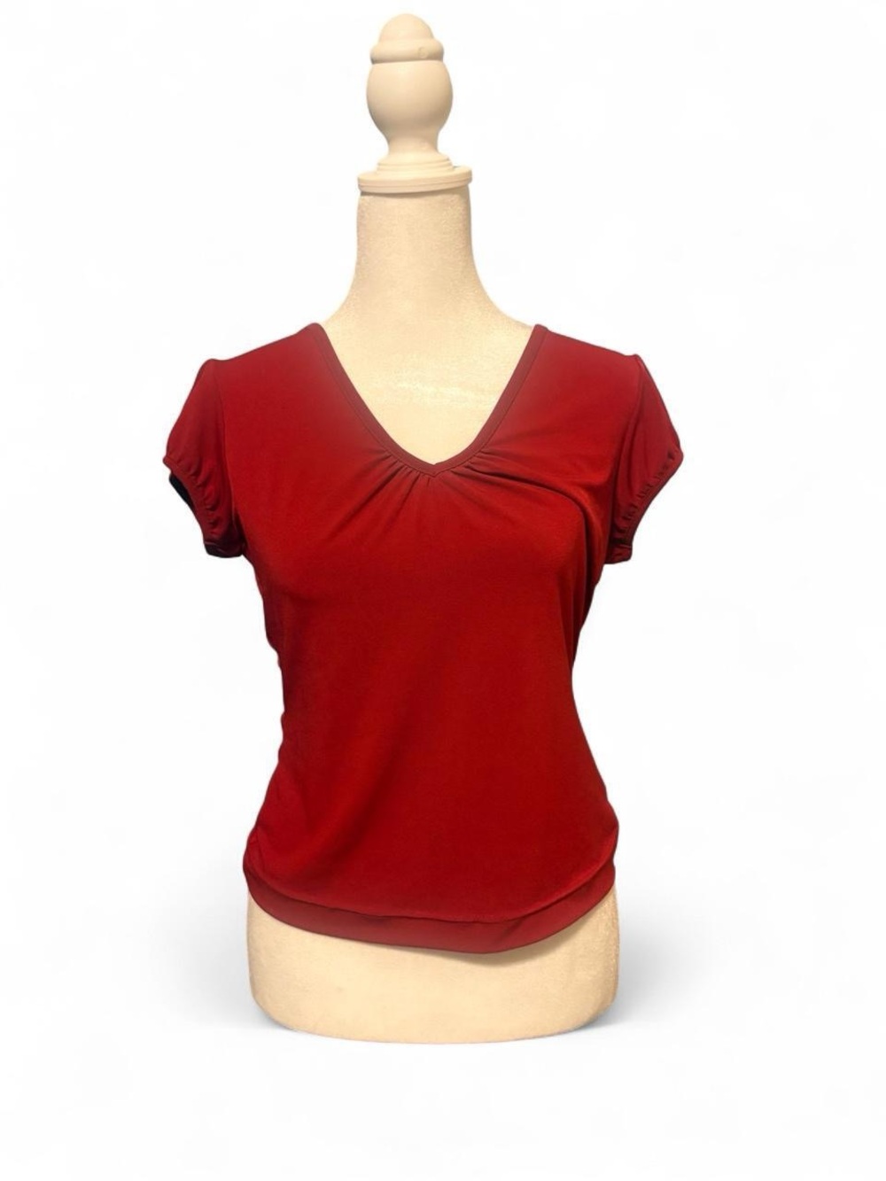 Worthington Red V-Neck Short Sleeve Blouse